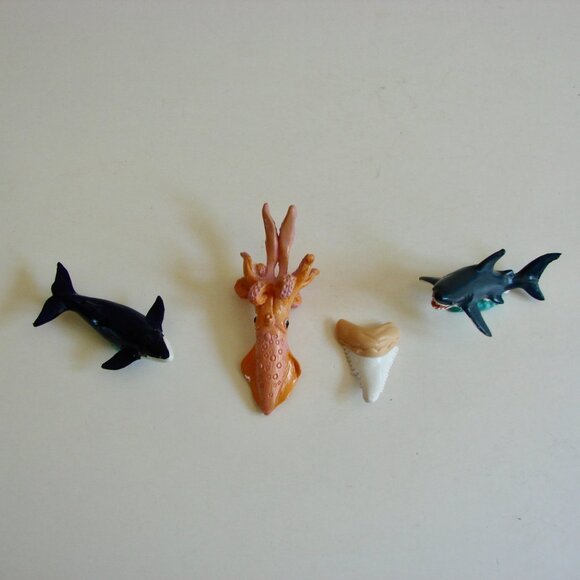 Safari Ltd Animals Marine Ocean Blue Whale Squid Bull Shark Tooth White Shark - Picture 2 of 15